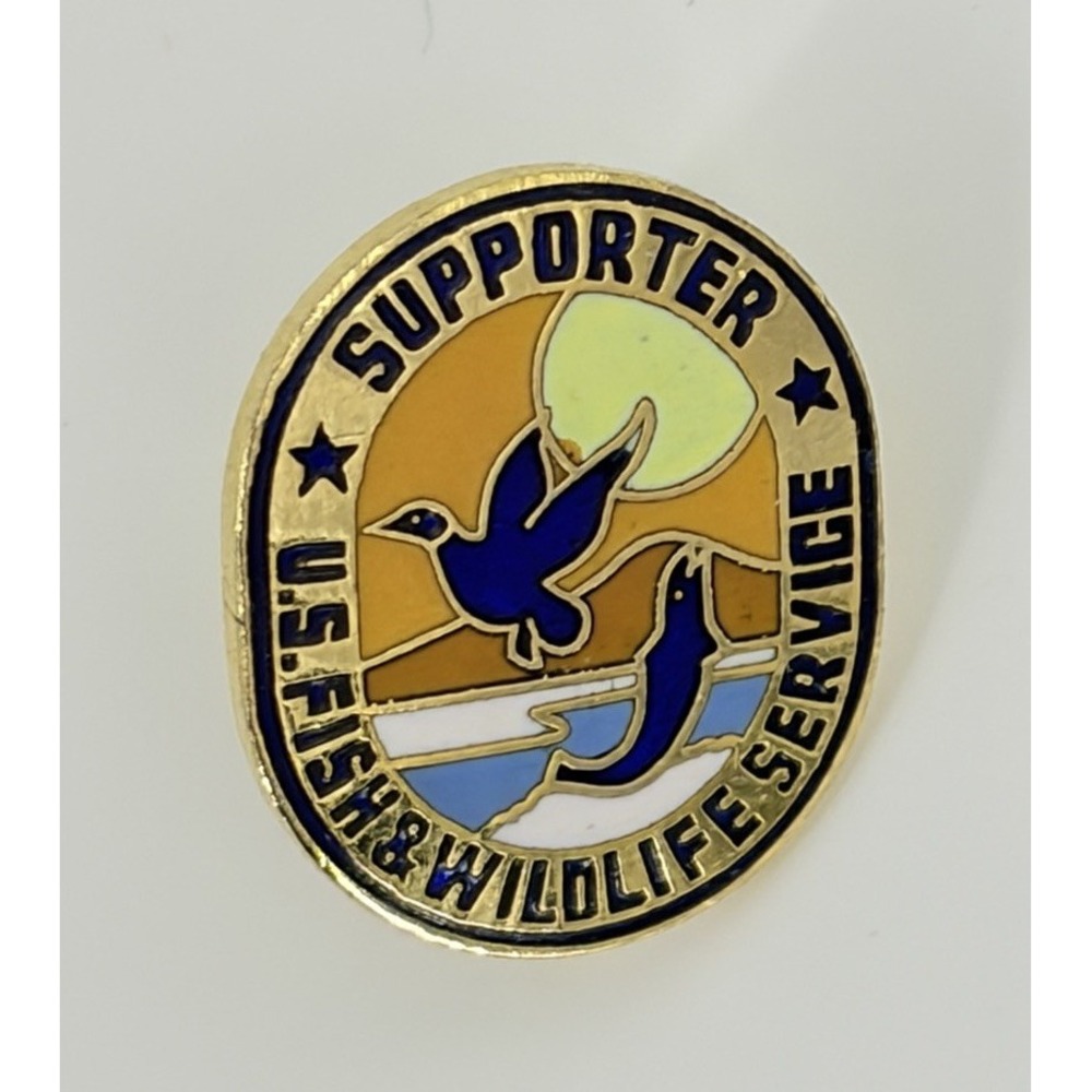 Vintage US Fish and Wildlife Supporter Enameled Tie Tack Lapel Pin